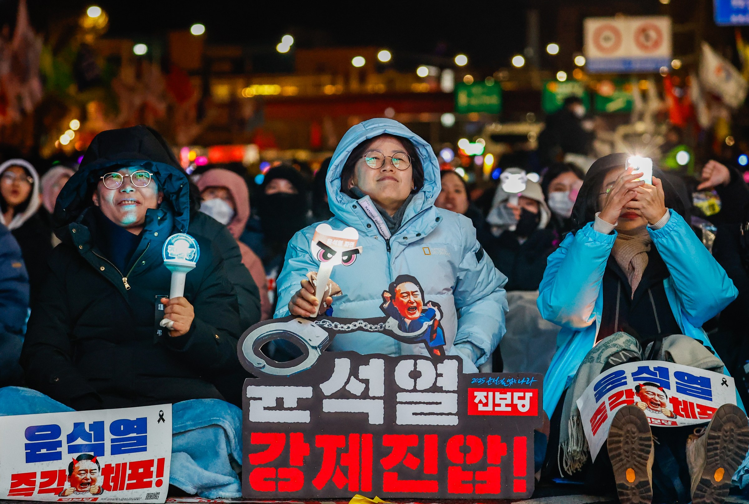 The past 24 hours in South Korea’s chaotic politics, explained