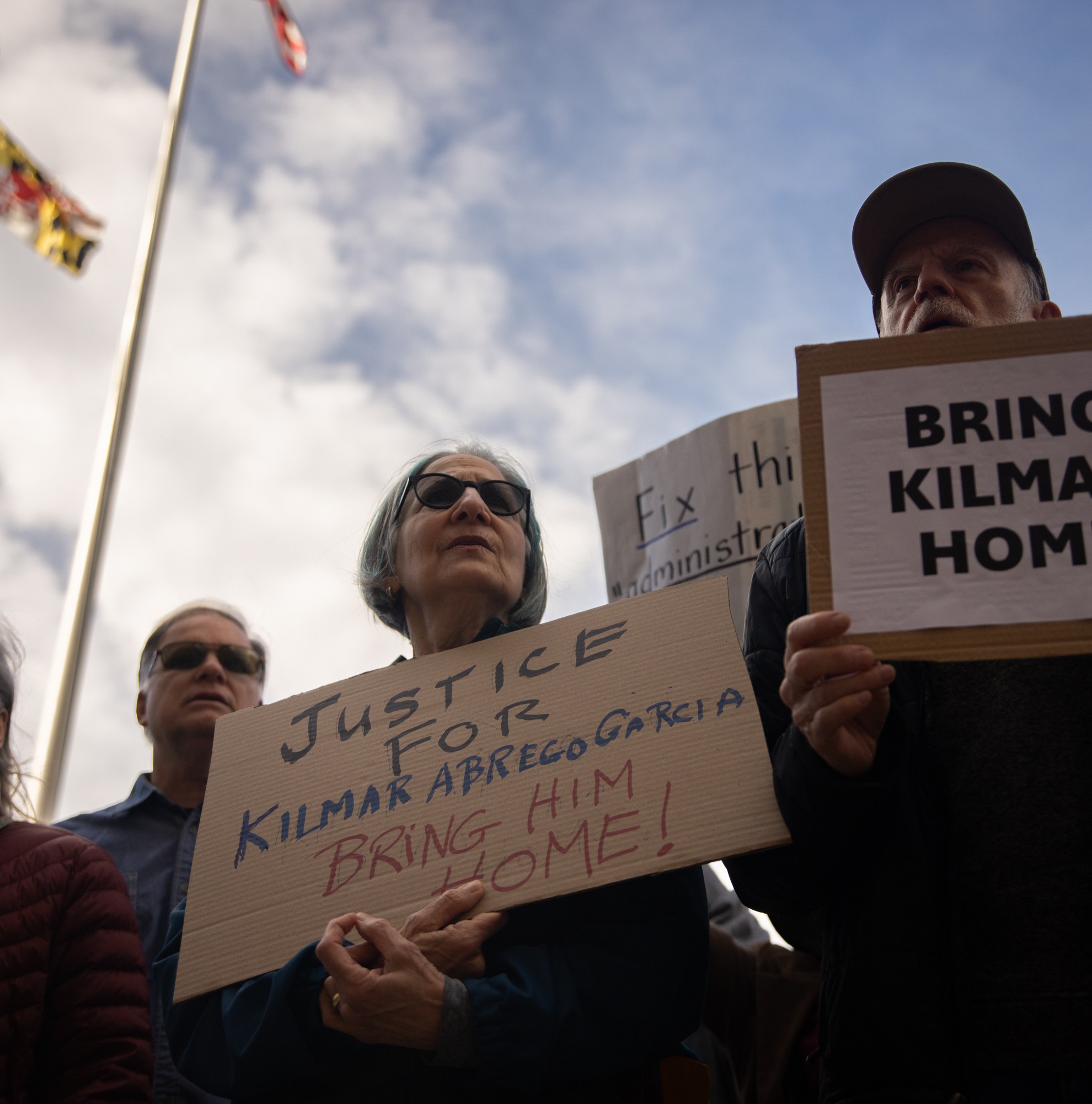 Are Democrats playing into Trump’s hands by fighting deportations?